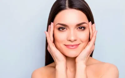 Innovación en el Cuidado de la Piel: Limpieza Facial Profunda y Dermaplaning en Málaga